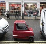 Worlds-smallest-Car-Street.jpg