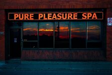 pleasure-parlour-01.jpg pleasure-parlour-01.jpg