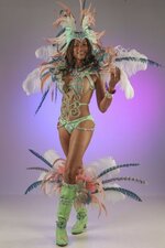 0804raesha-01.jpg